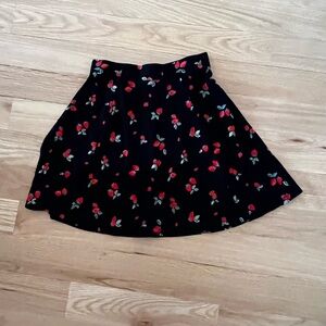 XS H&M Skater Miniskirt